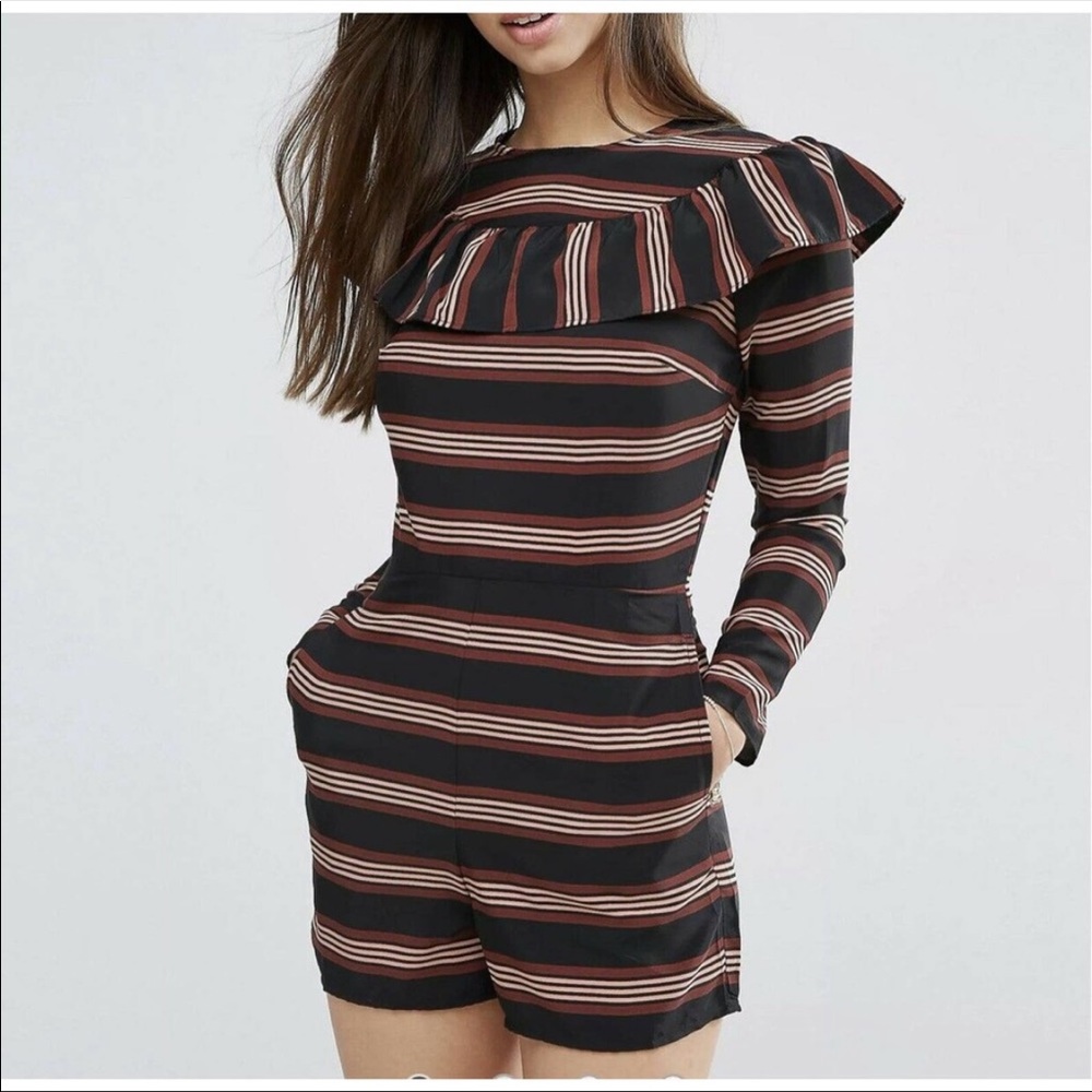 ASOS brown, tan, and black long sleeve ruffle romper US size 2. True to size